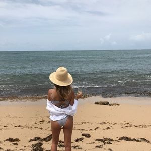 Meet your Posher, Ppaola